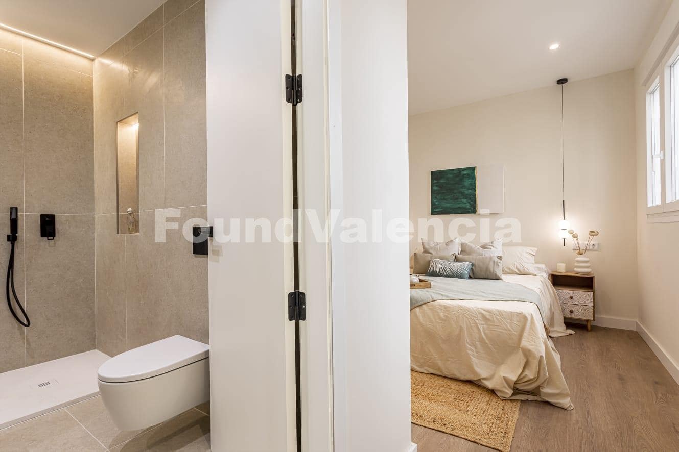 Apartamento de 2 habitaciones en València ciudad en venta - 825.000 € (Ref: 9232007)