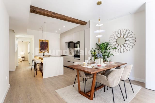 Apartamento de 2 habitaciones en València ciudad en venta - 825.000 € (Ref: 9232007)