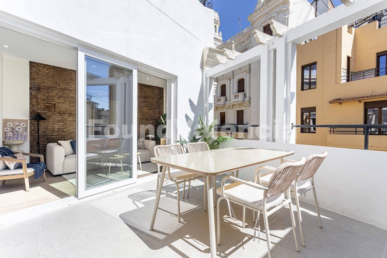 Apartamento de 2 habitaciones en València ciudad en venta - 825.000 € (Ref: 9232007)