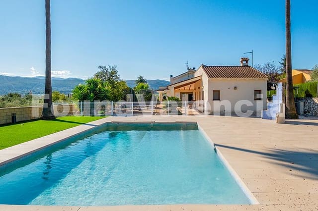 3 bedroom Villa for sale in Ontinyent - € 690,000 (Ref: 9262022)