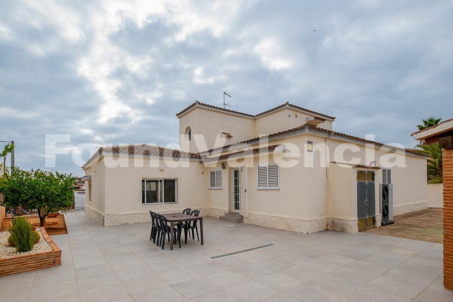 6 camera da letto Villa in vendita in La Pobla de Vallbona - 730.000 € (Rif: 9262023)
