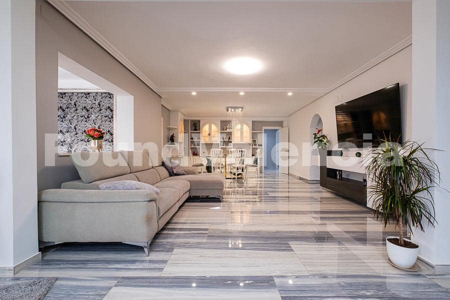 6 camera da letto Villa in vendita in La Pobla de Vallbona - 730.000 € (Rif: 9262023)