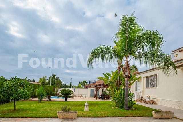 6 soverom Villa til salgs i La Pobla de Vallbona - € 730 000 (Ref: 9262023)