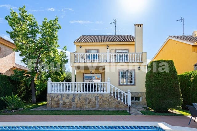5 soverom Villa til salgs i L'Eliana - € 639 000 (Ref: 9268986)