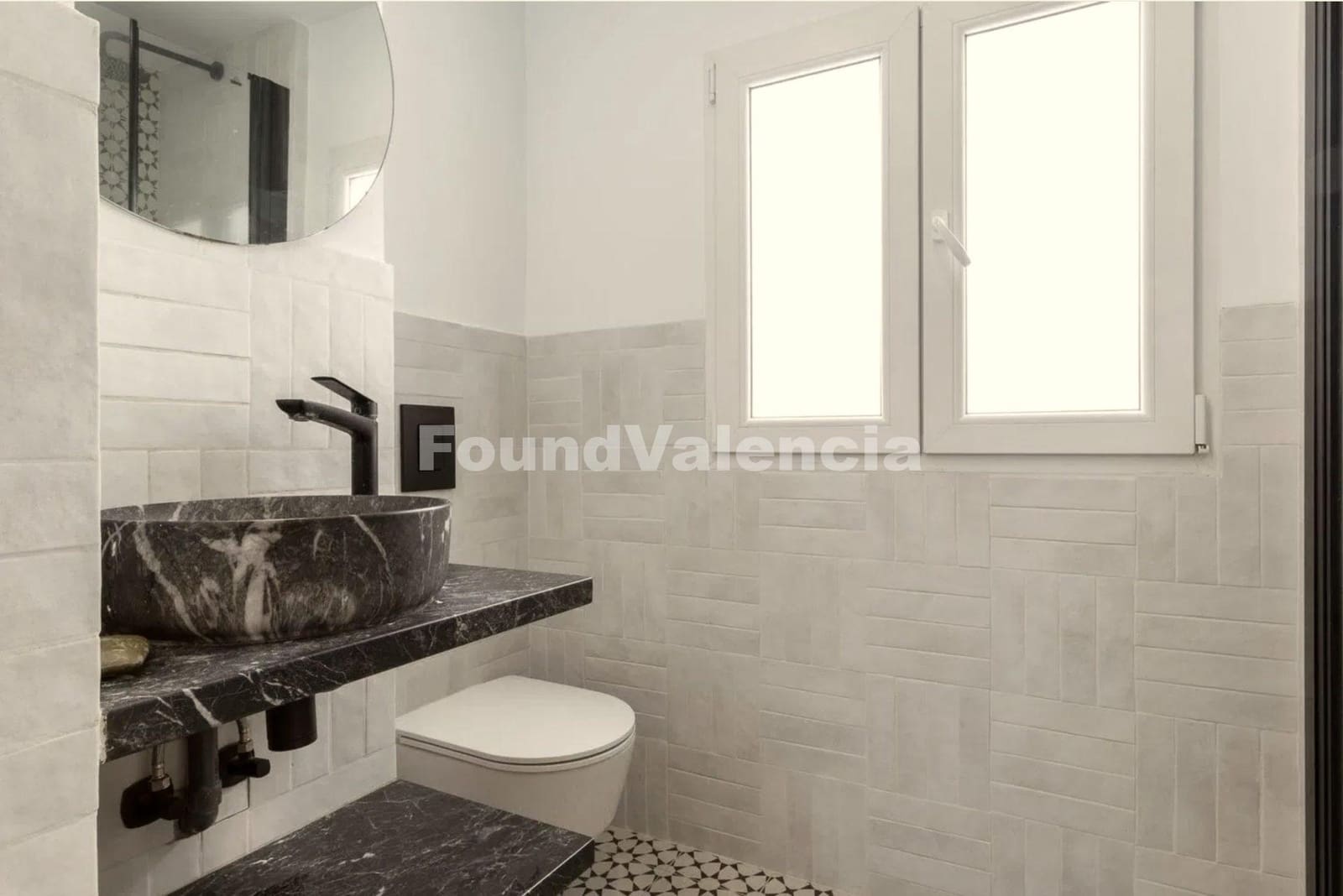 Apartamento de 2 habitaciones en València ciudad en venta - 435.000 € (Ref: 9357940)