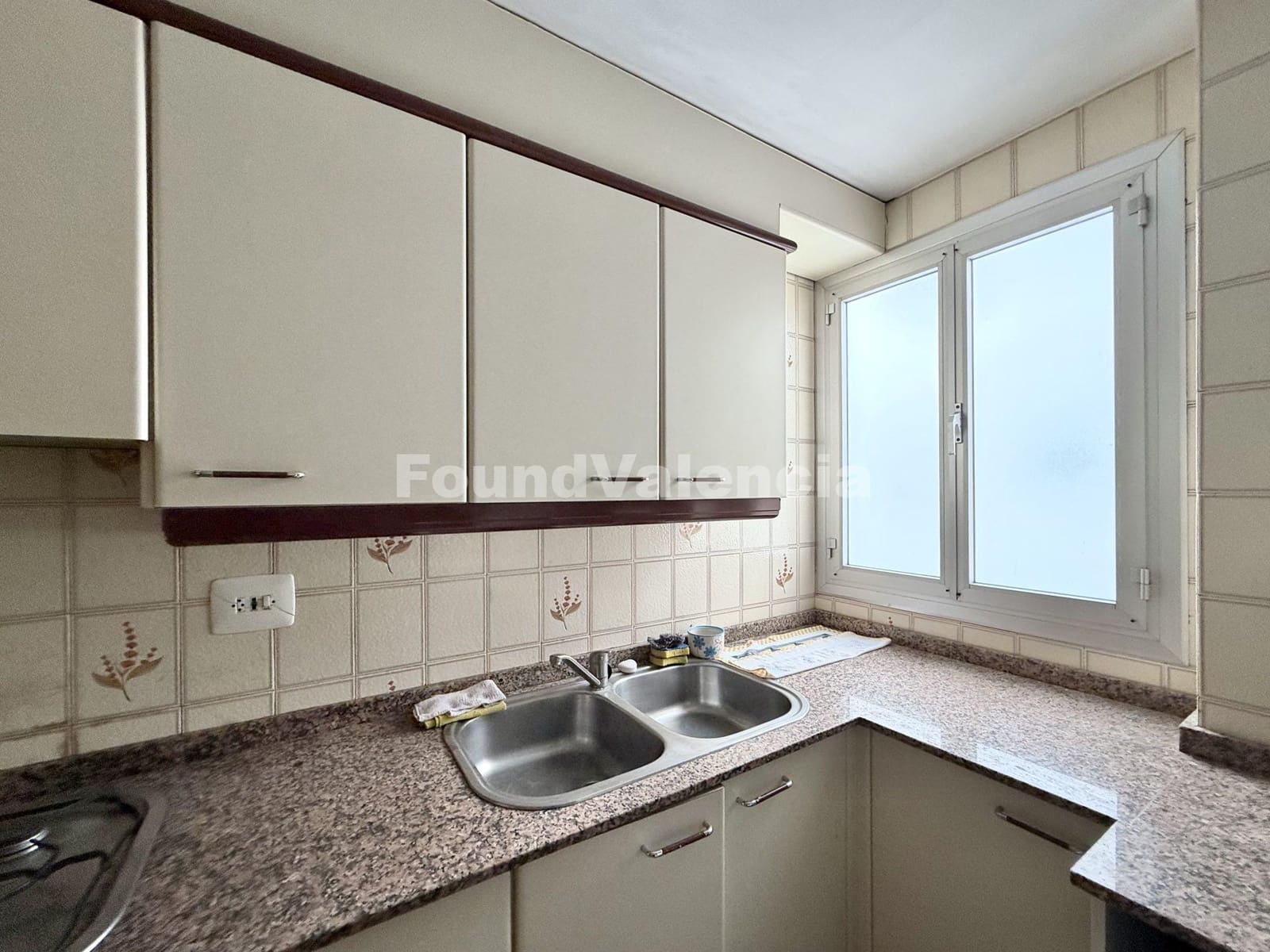 4 slaapkamer Appartement te koop in Valencia stad - € 320.000 (Ref: 9402744)