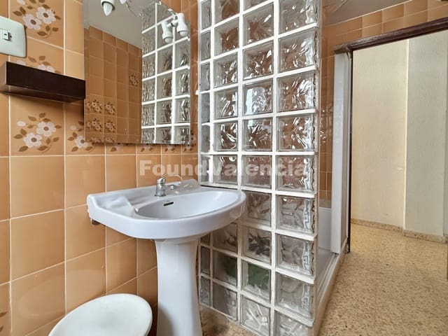 4 slaapkamer Appartement te koop in Valencia stad - € 320.000 (Ref: 9402744)