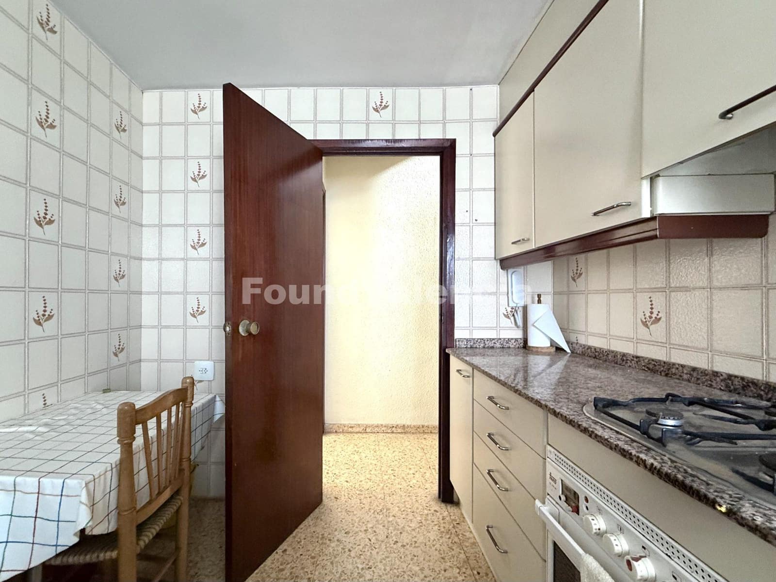 4 slaapkamer Appartement te koop in Valencia stad - € 320.000 (Ref: 9402744)