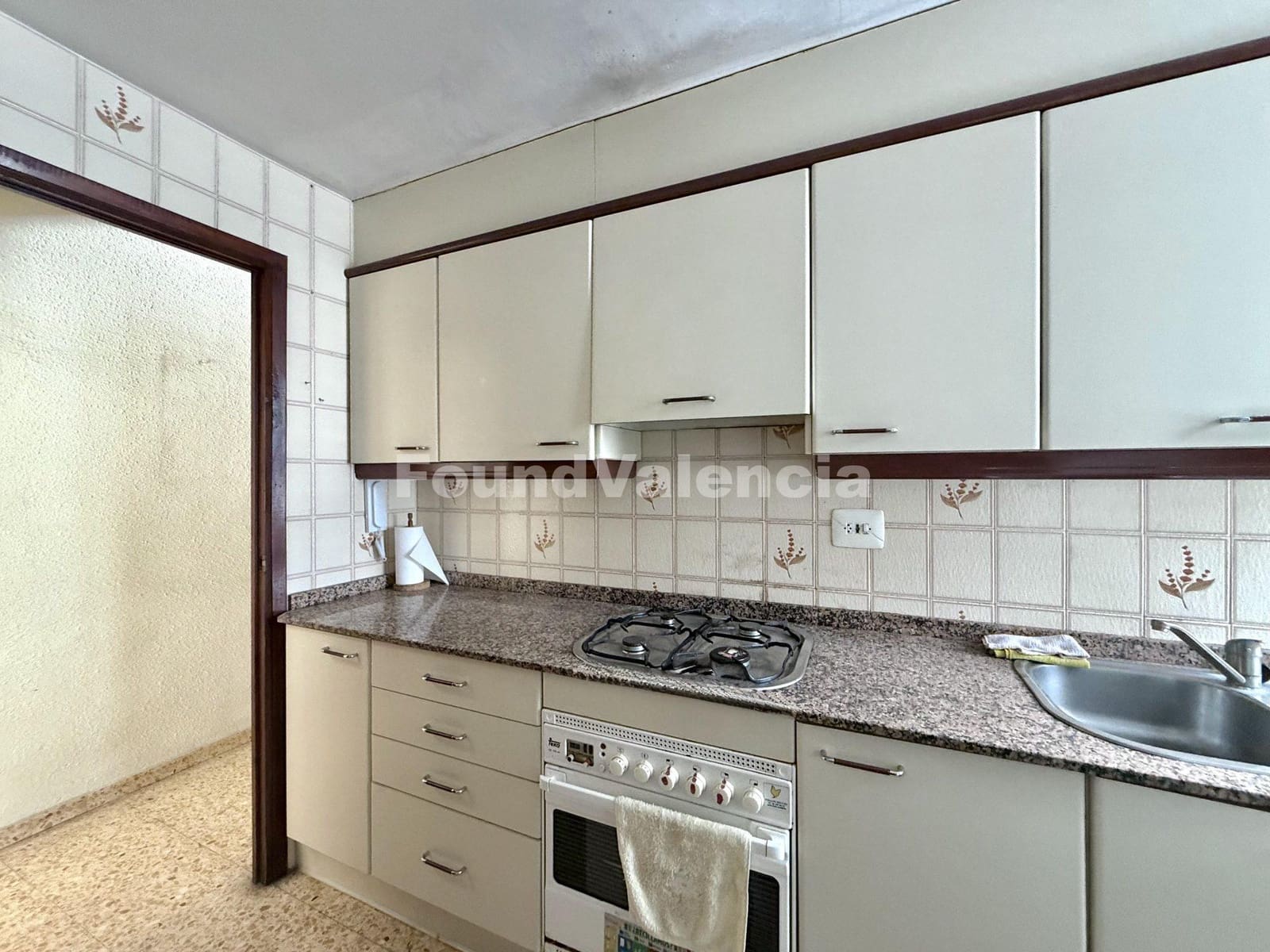 4 slaapkamer Appartement te koop in Valencia stad - € 320.000 (Ref: 9402744)