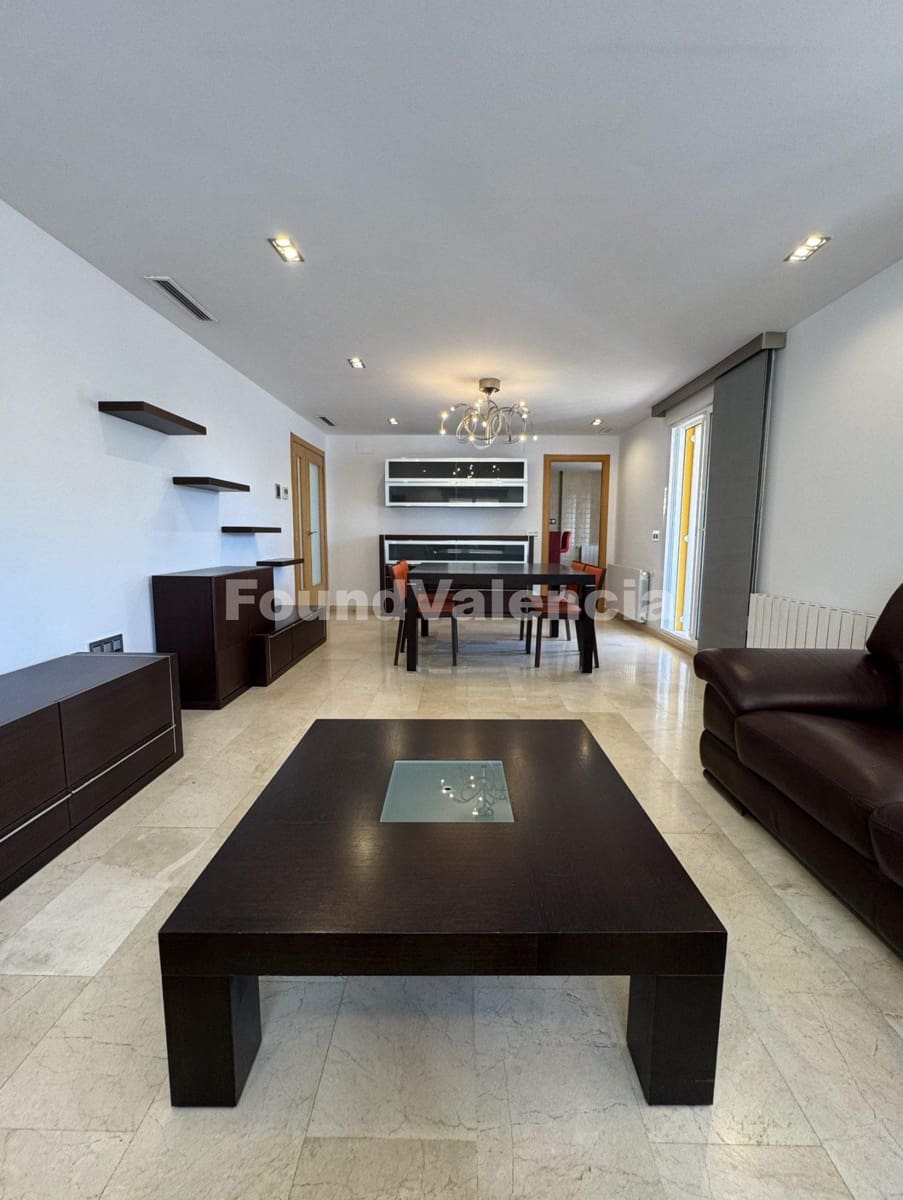 4 chambre Villa/Maison à vendre à La Pobla de Vallbona - 625 000 € (Ref: 9436553)