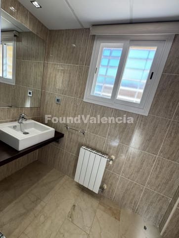 4 chambre Villa/Maison à vendre à La Pobla de Vallbona - 625 000 € (Ref: 9436553)