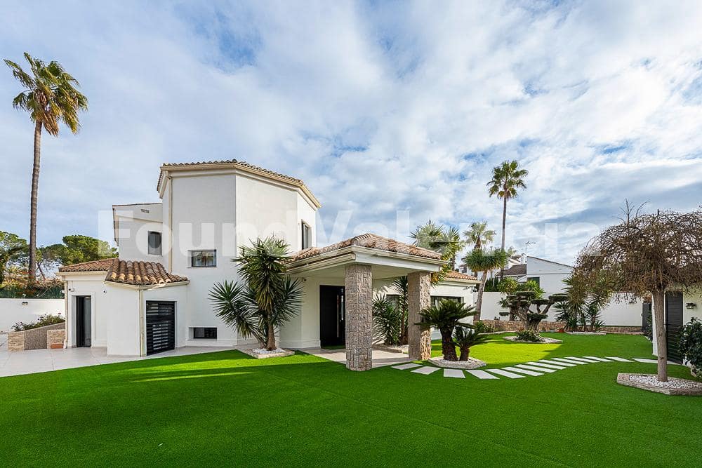 4 makuuhuone Huvila myytävänä paikassa L'Eliana - 1 200 000 € (Ref: 9568192)