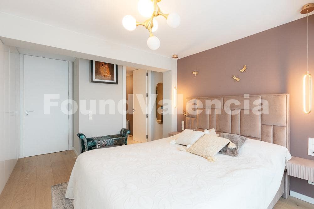 Apartamento de 4 habitaciones en València ciudad en venta - 920.000 € (Ref: 9594772)