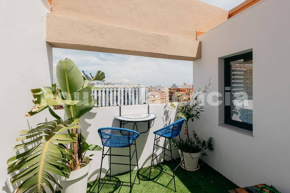 Apartamento de 4 habitaciones en València ciudad en venta - 920.000 € (Ref: 9594772)