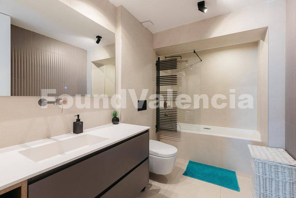 Apartamento de 4 habitaciones en València ciudad en venta - 920.000 € (Ref: 9594772)