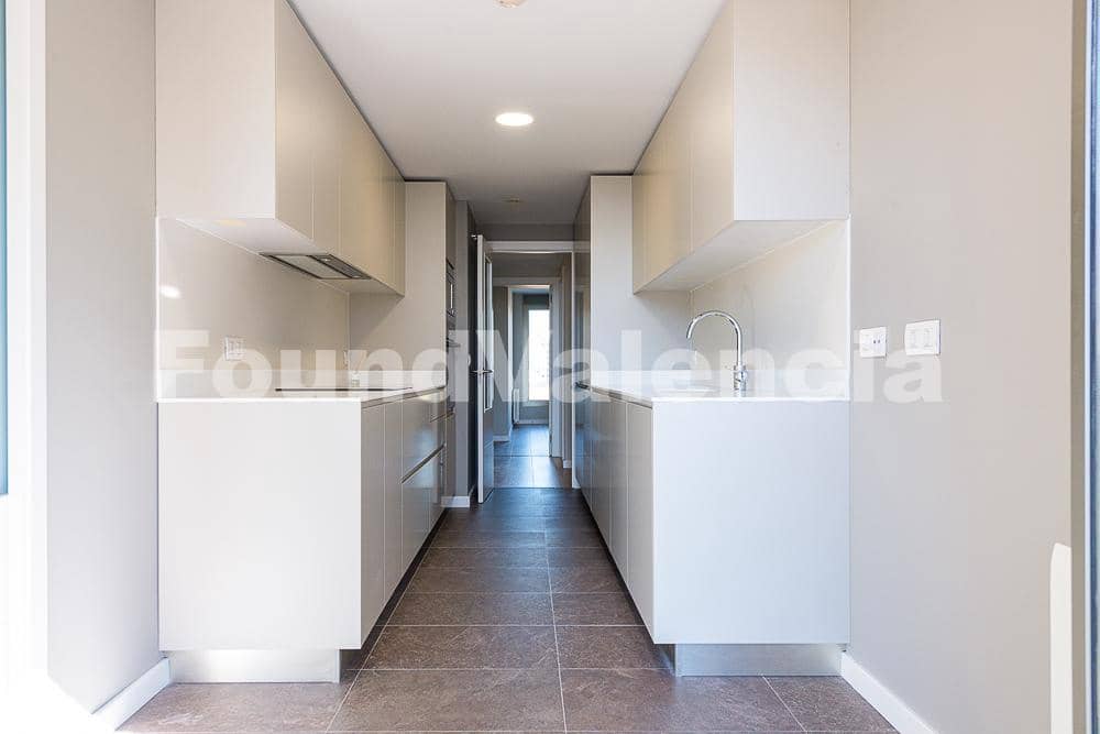 4 slaapkamer Appartement te koop in Valencia stad - € 1.200.000 (Ref: 9637211)