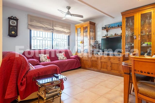 3 Zimmer Villa zu verkaufen in L'Eliana - 425.000 € (Ref: 9719687)