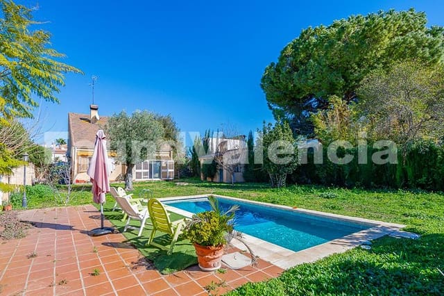 3 bedroom Villa for sale in L'Eliana - € 690,000 (Ref: 9719688)