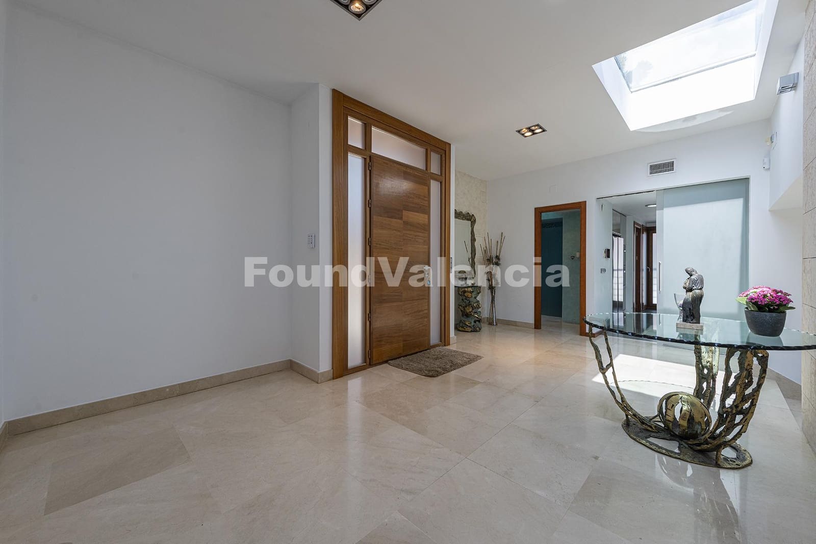 5 bedroom Villa for sale in Sagunto / Sagunt - € 1,430,000 (Ref: 9721408)