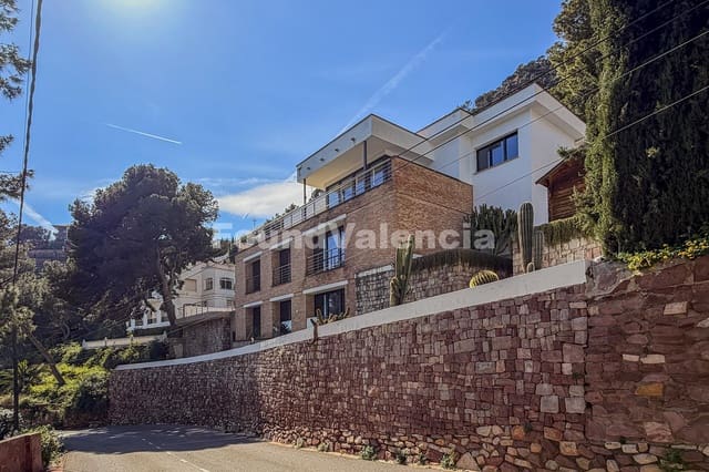 5 bedroom Villa for sale in Sagunto / Sagunt - € 1,430,000 (Ref: 9721408)