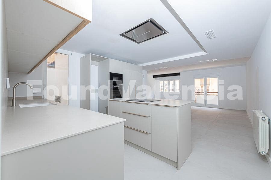 3 bedroom Apartment for sale in Valencia city - € 500,000 (Ref: 9777749)
