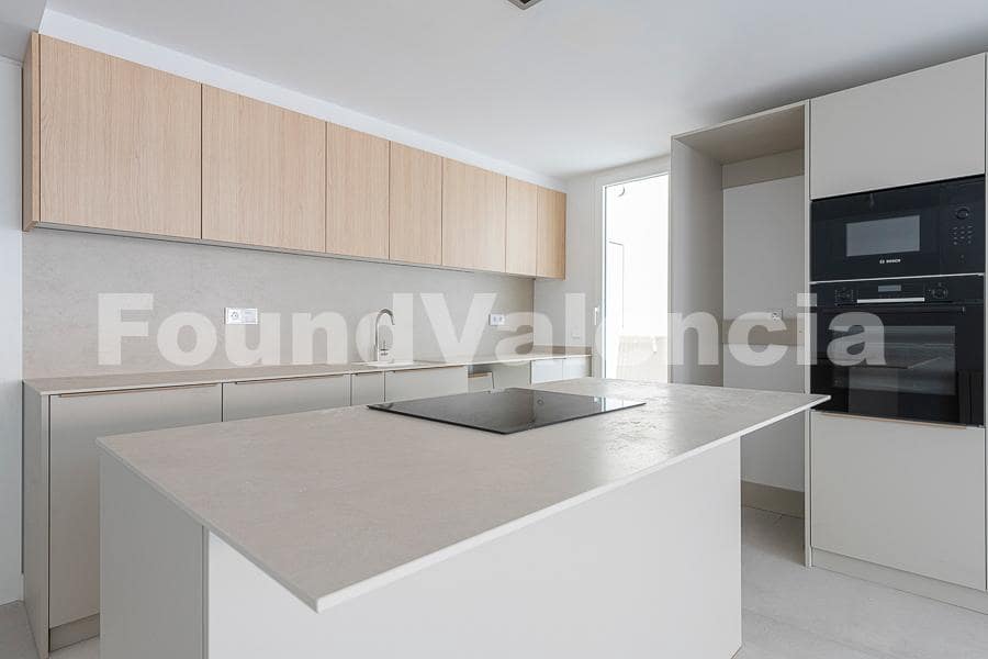 3 bedroom Apartment for sale in Valencia city - € 500,000 (Ref: 9777749)