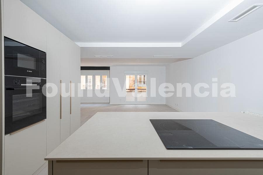 3 bedroom Apartment for sale in Valencia city - € 500,000 (Ref: 9777749)