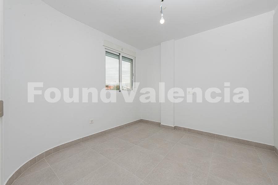 4 Zimmer Villa zu verkaufen in Montserrat - 439.000 € (Ref: 9811316)