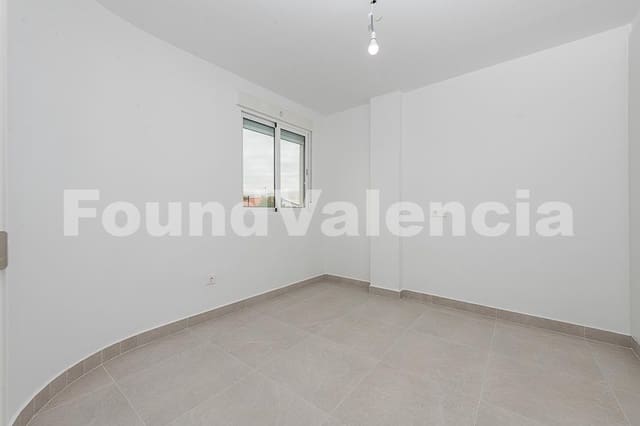 4 Zimmer Villa zu verkaufen in Montserrat - 439.000 € (Ref: 9811316)
