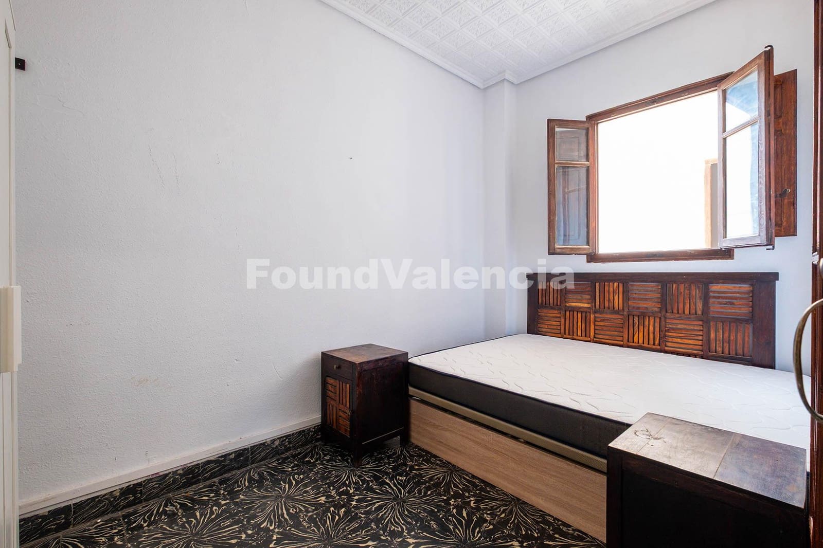 3 bedroom Apartment for sale in Valencia city - € 420,000 (Ref: 9815670)