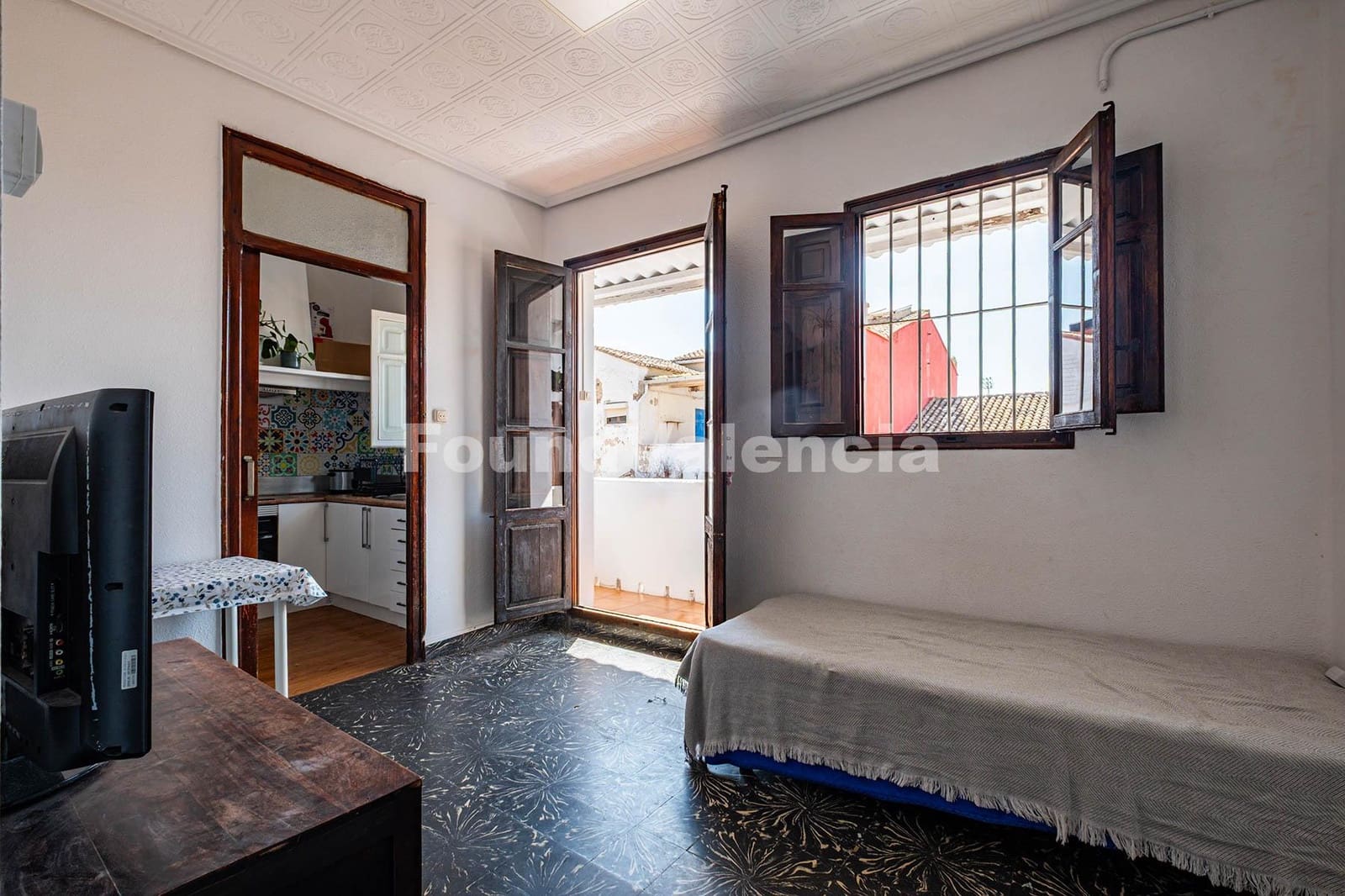 3 bedroom Apartment for sale in Valencia city - € 420,000 (Ref: 9815670)