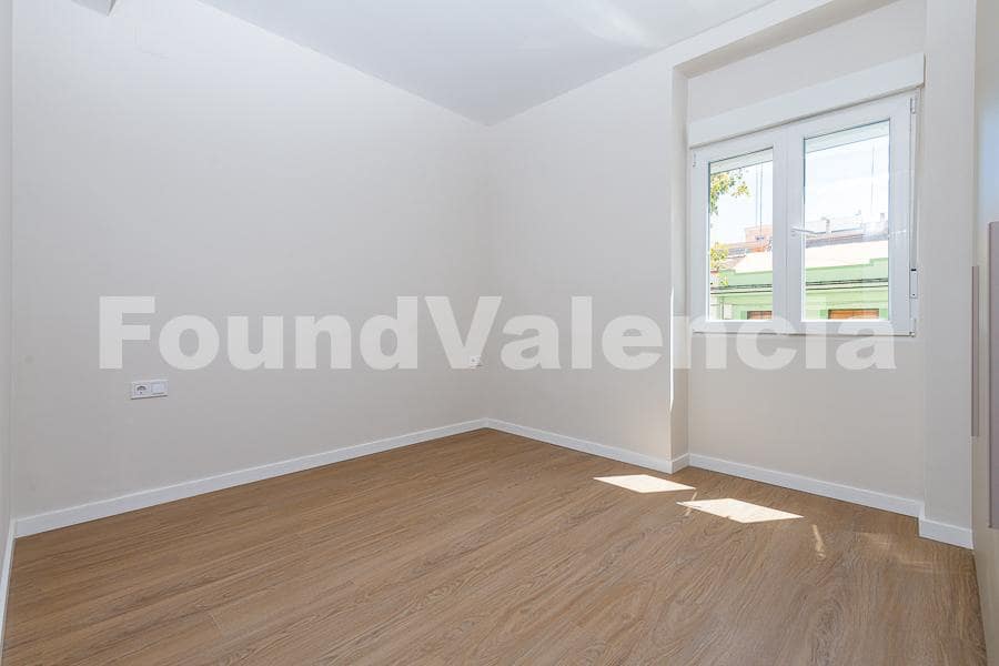 2 soveværelse Lejlighed til salg i Valencia by - € 420.000 (Ref: 9830855)