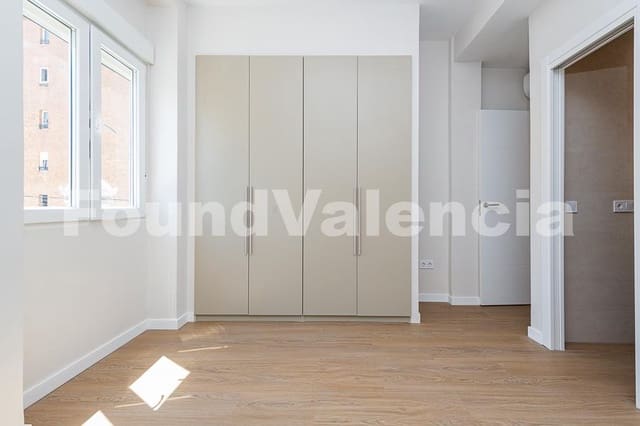 2 soveværelse Lejlighed til salg i Valencia by - € 420.000 (Ref: 9830855)