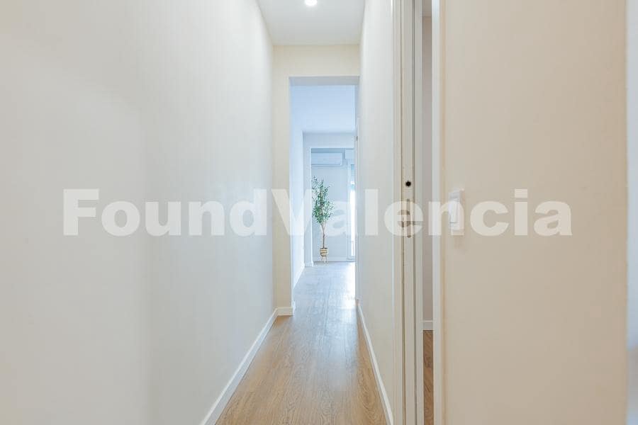 2 soveværelse Lejlighed til salg i Valencia by - € 420.000 (Ref: 9830855)