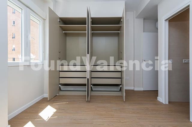2 soveværelse Lejlighed til salg i Valencia by - € 420.000 (Ref: 9830855)