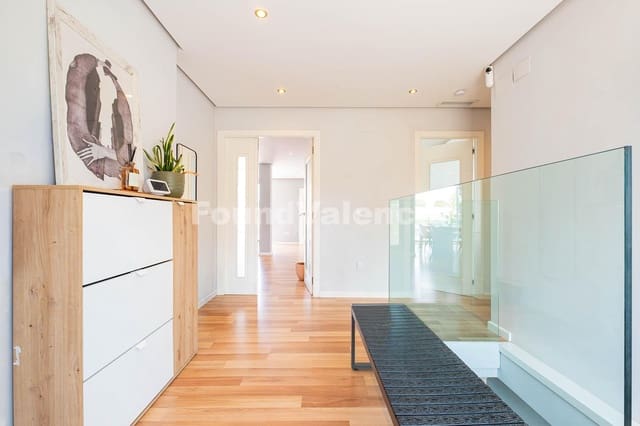 5 slaapkamer Villa te koop in L'Eliana - € 895.000 (Ref: 9833366)