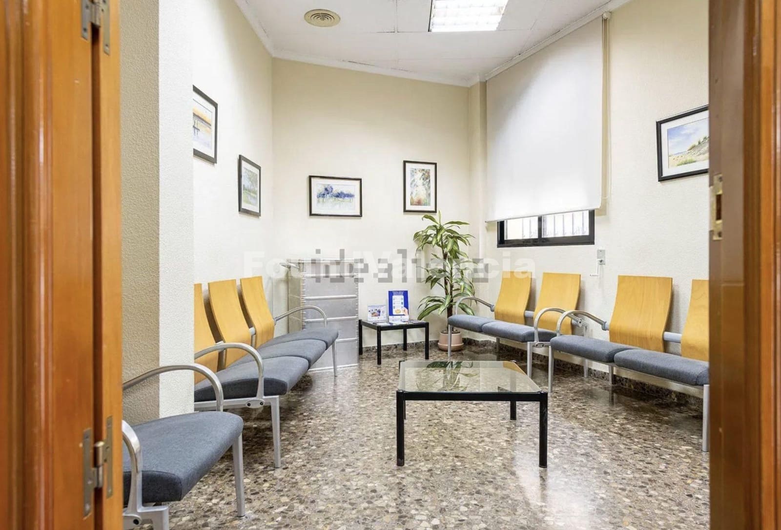 28 soverom Kontor til salgs i Moncada - € 650 000 (Ref: 9864733)