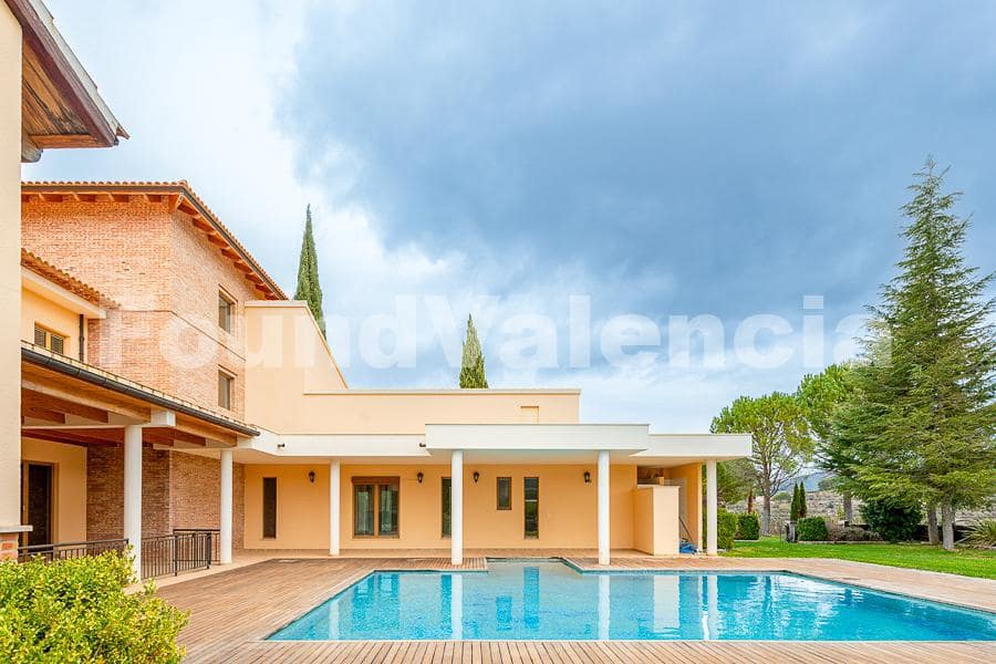 Finca/Casa Rural de 9 habitaciones en Alcoy / Alcoi en venta - 2.600.000 € (Ref: 9873057)
