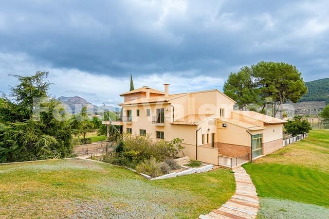 Finca/Casa Rural de 9 habitaciones en Alcoy / Alcoi en venta - 2.600.000 € (Ref: 9873057)