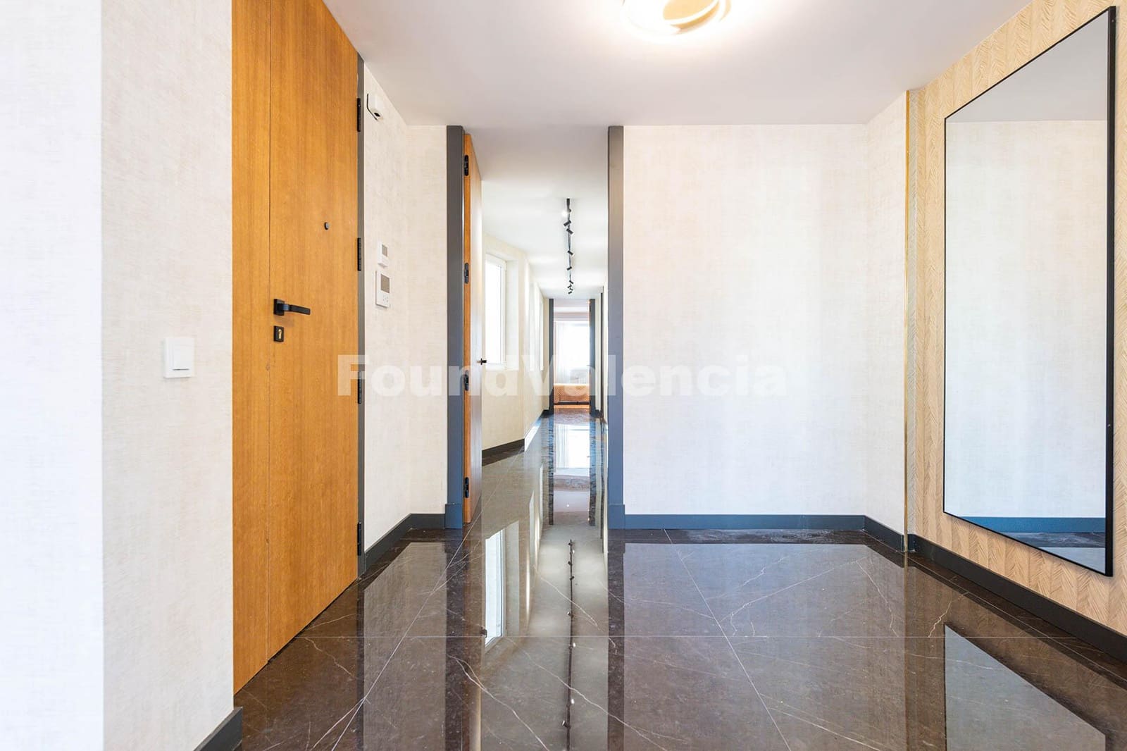 3 soverom Leilighet til salgs i Valencia by - € 1 490 000 (Ref: 9880656)