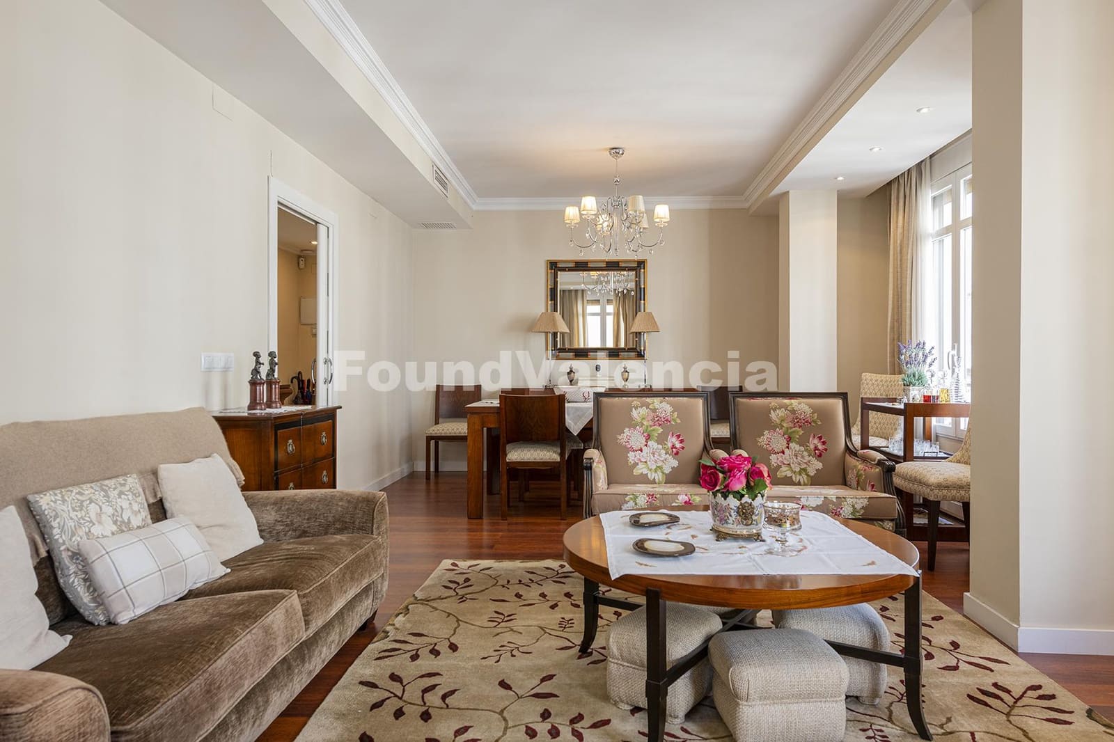 4 slaapkamer Appartement te koop in Valencia stad - € 850.000 (Ref: 9891809)