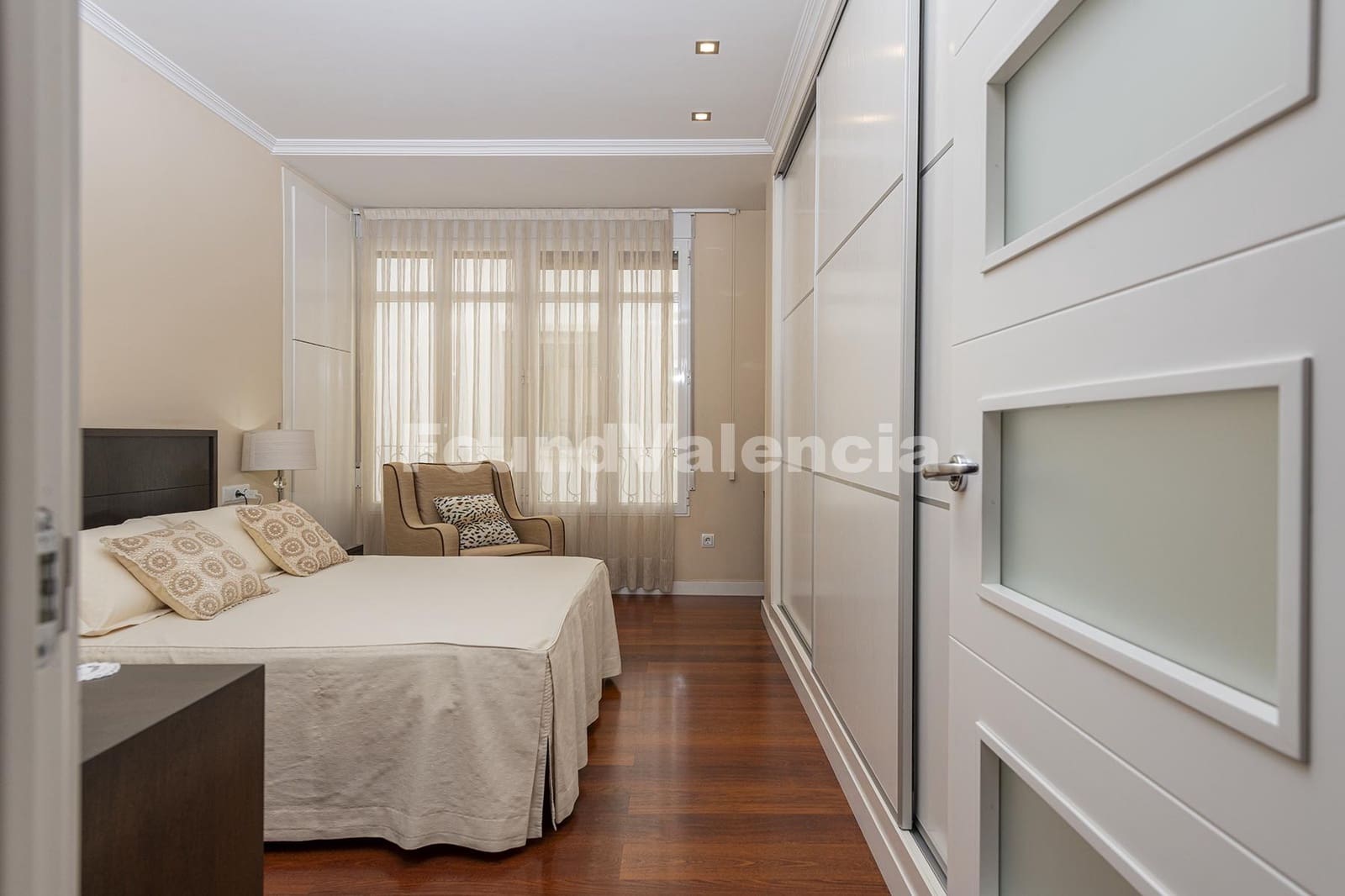 4 slaapkamer Appartement te koop in Valencia stad - € 850.000 (Ref: 9891809)