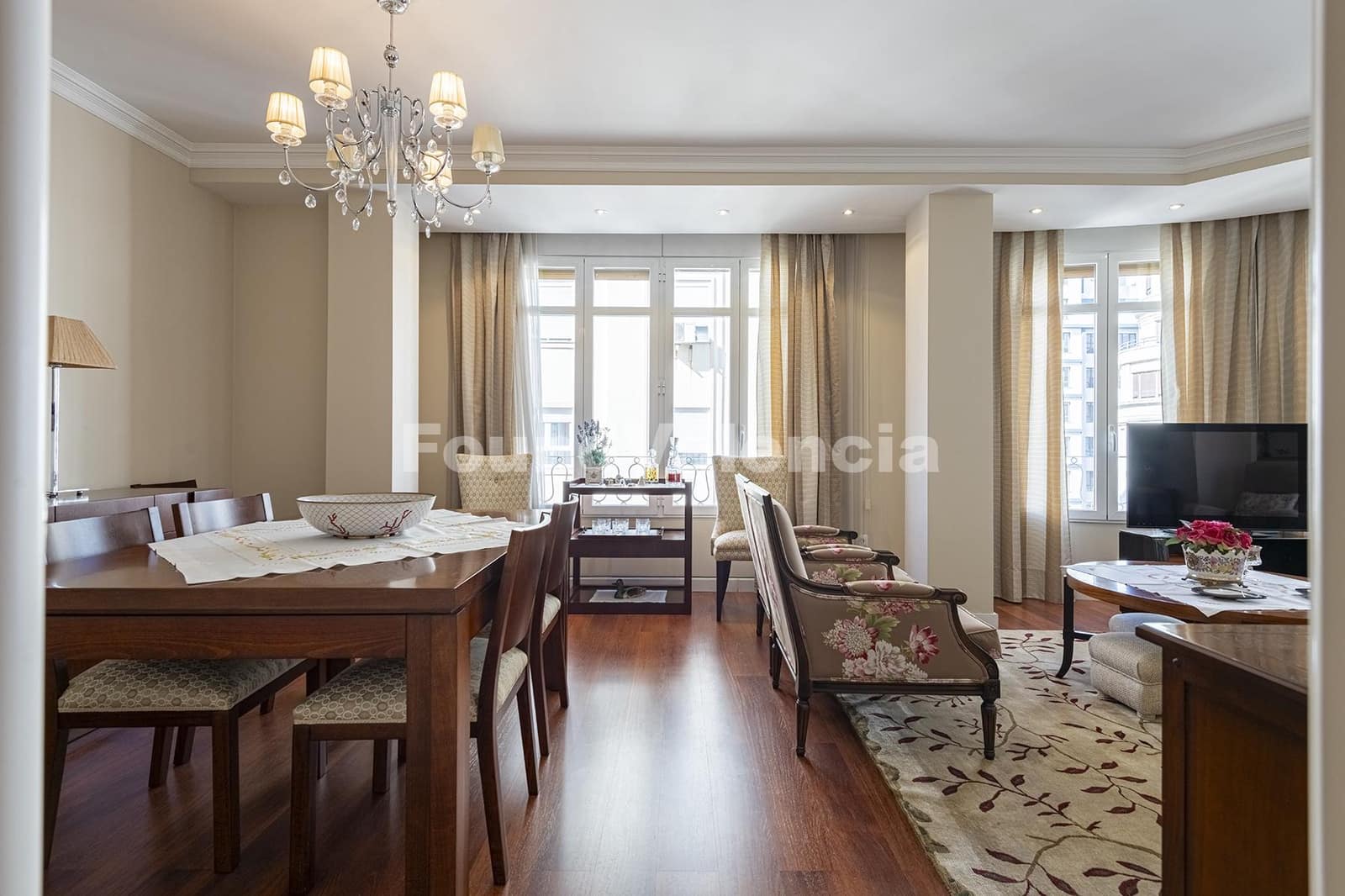 4 slaapkamer Appartement te koop in Valencia stad - € 850.000 (Ref: 9891809)