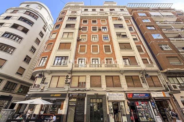 Apartamento de 4 habitaciones en València ciudad en venta - 850.000 € (Ref: 9891809)