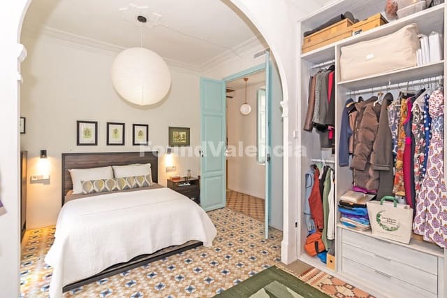 3 soveværelse Lejlighed til salg i Valencia by - € 895.000 (Ref: 9891810)