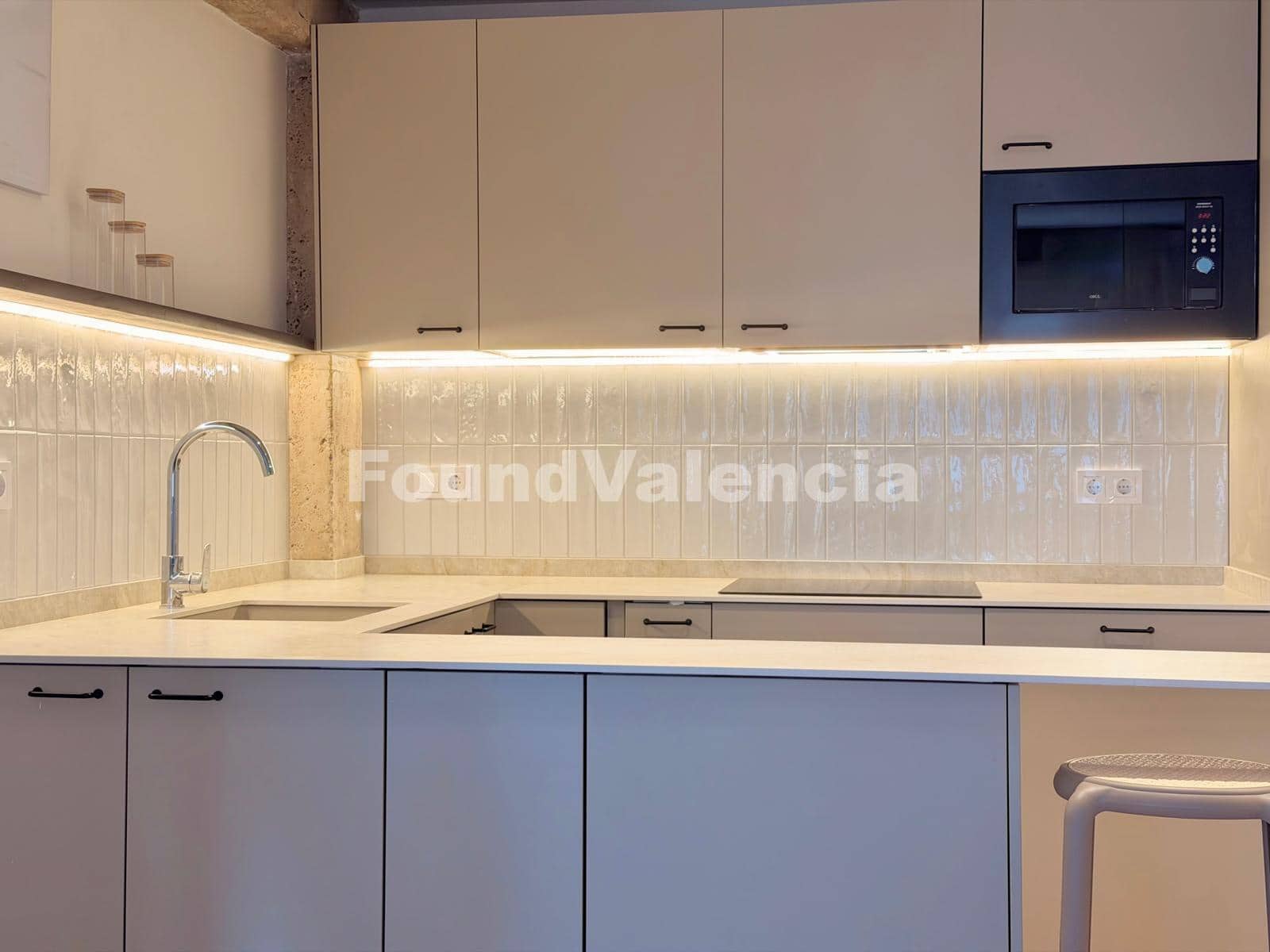 3 slaapkamer Appartement te koop in Valencia stad - € 400.000 (Ref: 9891811)