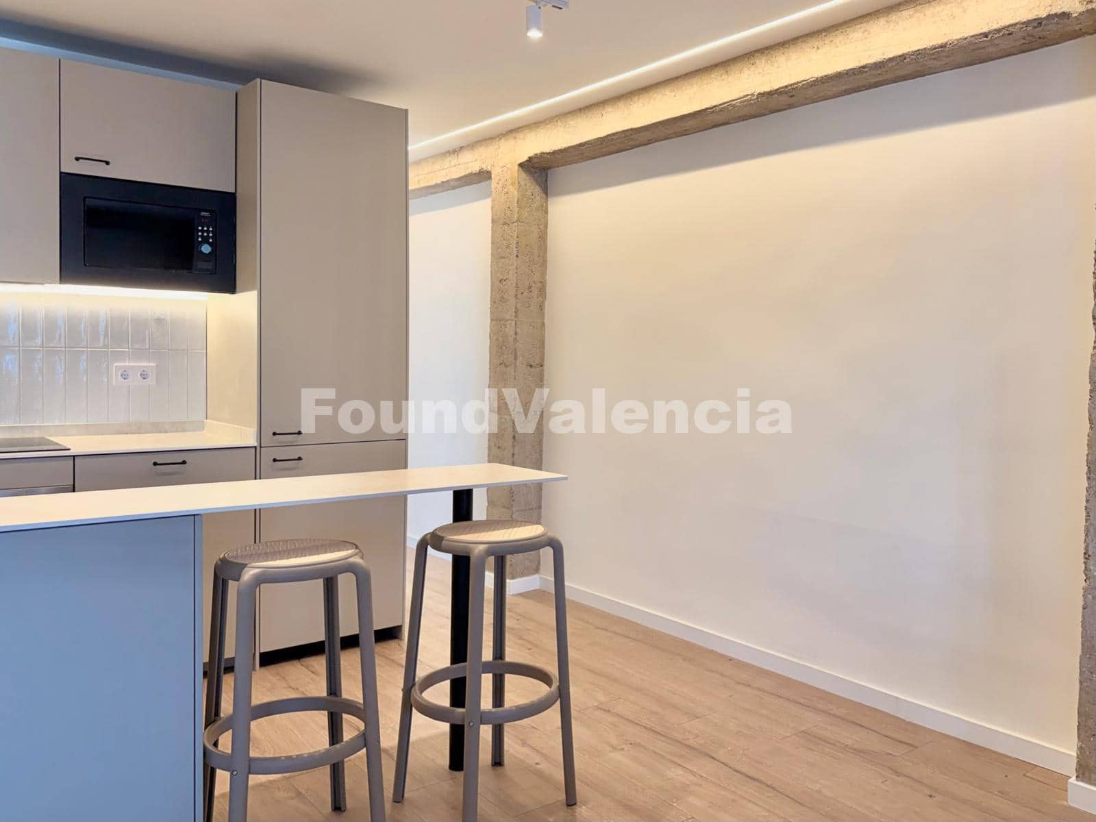 3 slaapkamer Appartement te koop in Valencia stad - € 400.000 (Ref: 9891811)