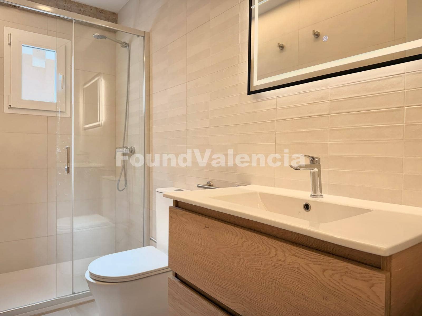 3 slaapkamer Appartement te koop in Valencia stad - € 400.000 (Ref: 9891811)