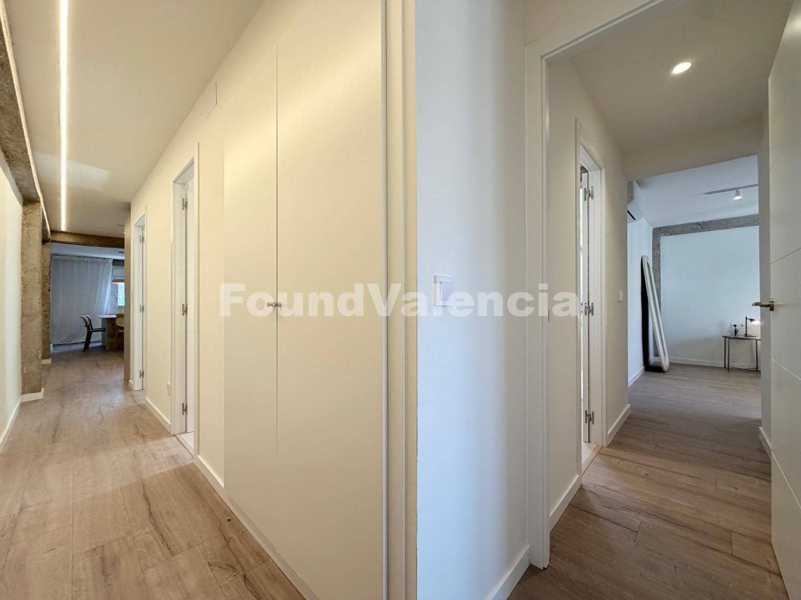 3 slaapkamer Appartement te koop in Valencia stad - € 400.000 (Ref: 9891811)