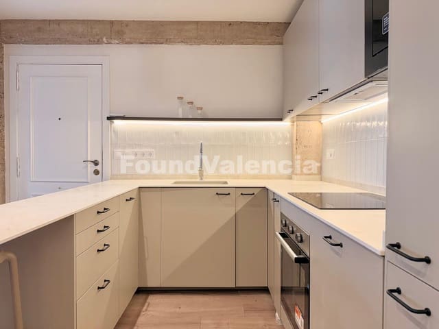 3 slaapkamer Appartement te koop in Valencia stad - € 400.000 (Ref: 9891811)
